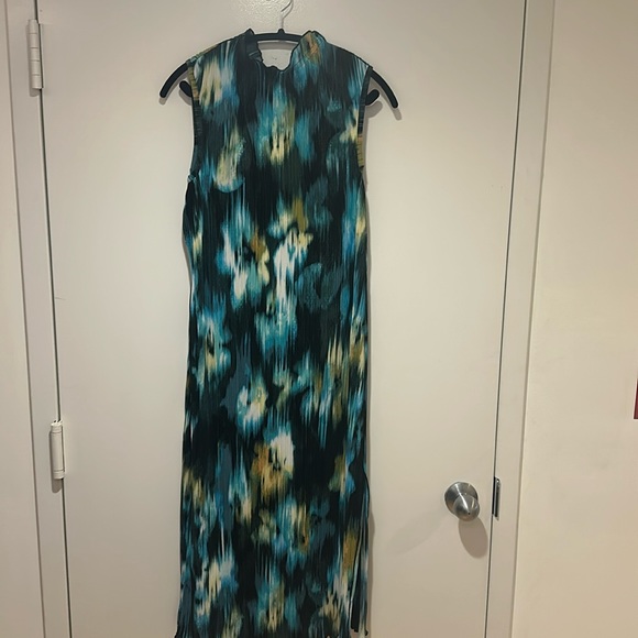 Future Collective Maxi Dress - Picture 1 of 6